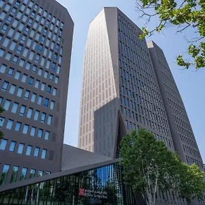 Hilton Garden Chavchavadze **** טביליסי